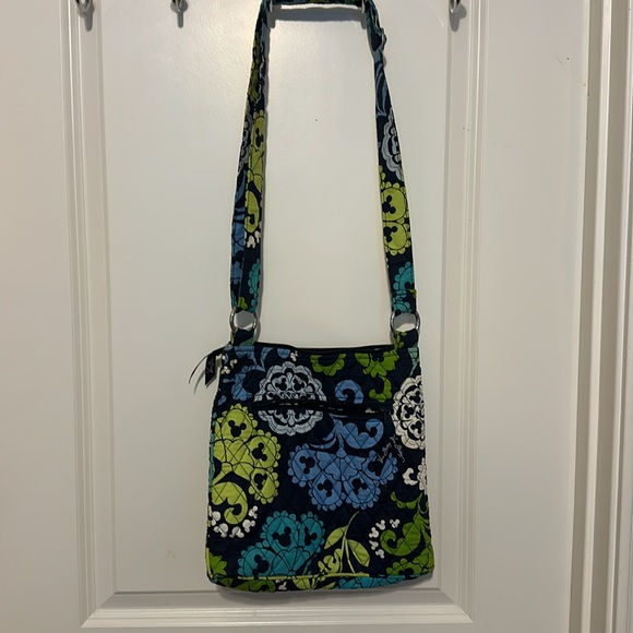 Vera Bradley Disney Parks Exclusive Where’s Mickey Pattern Crossbody Bag - Picture 4 of 4